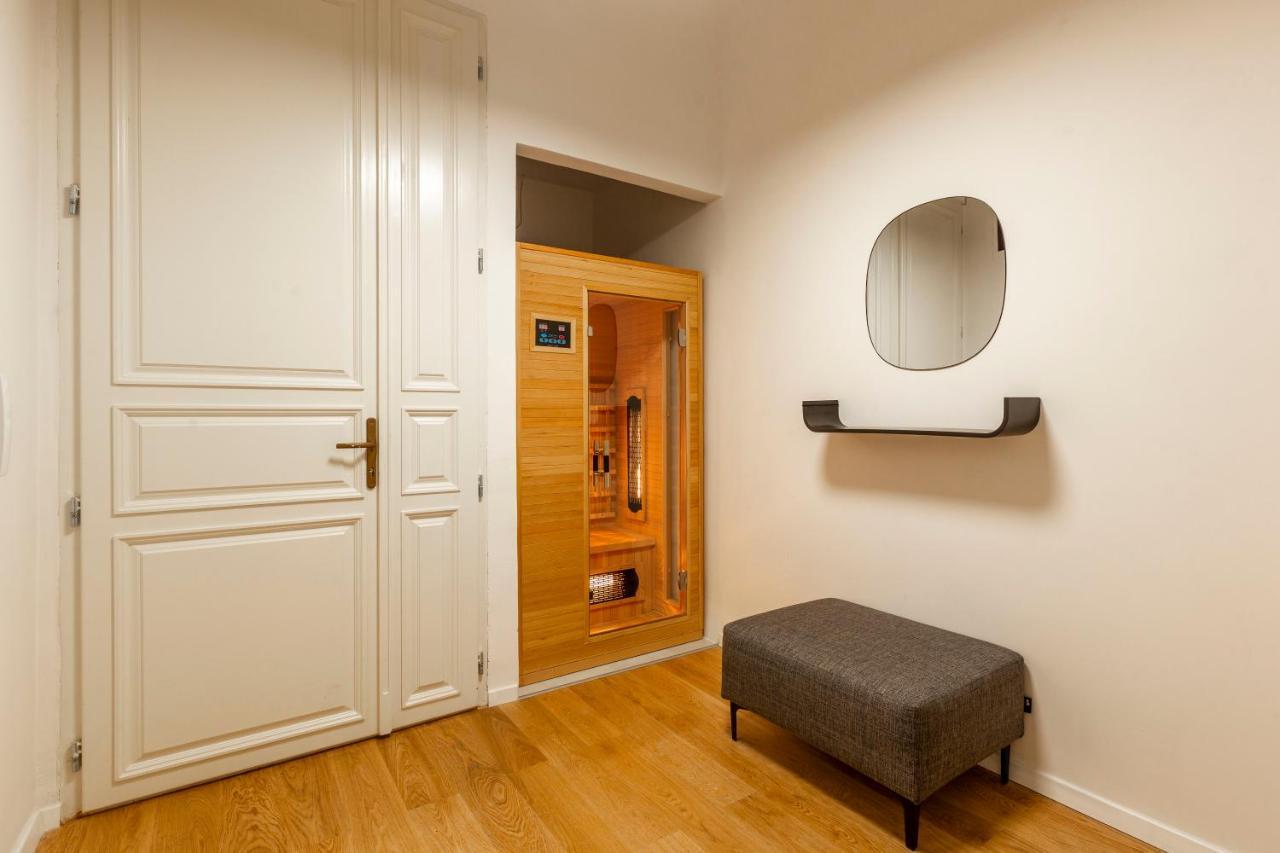 Luxurious Minimalist Residence With Sauna By Prestige Homes Budapeszt Zewnętrze zdjęcie
